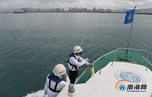 原創高清組圖 阻斷疫情海上傳播途徑 三亞海事為錨泊船送防疫物資